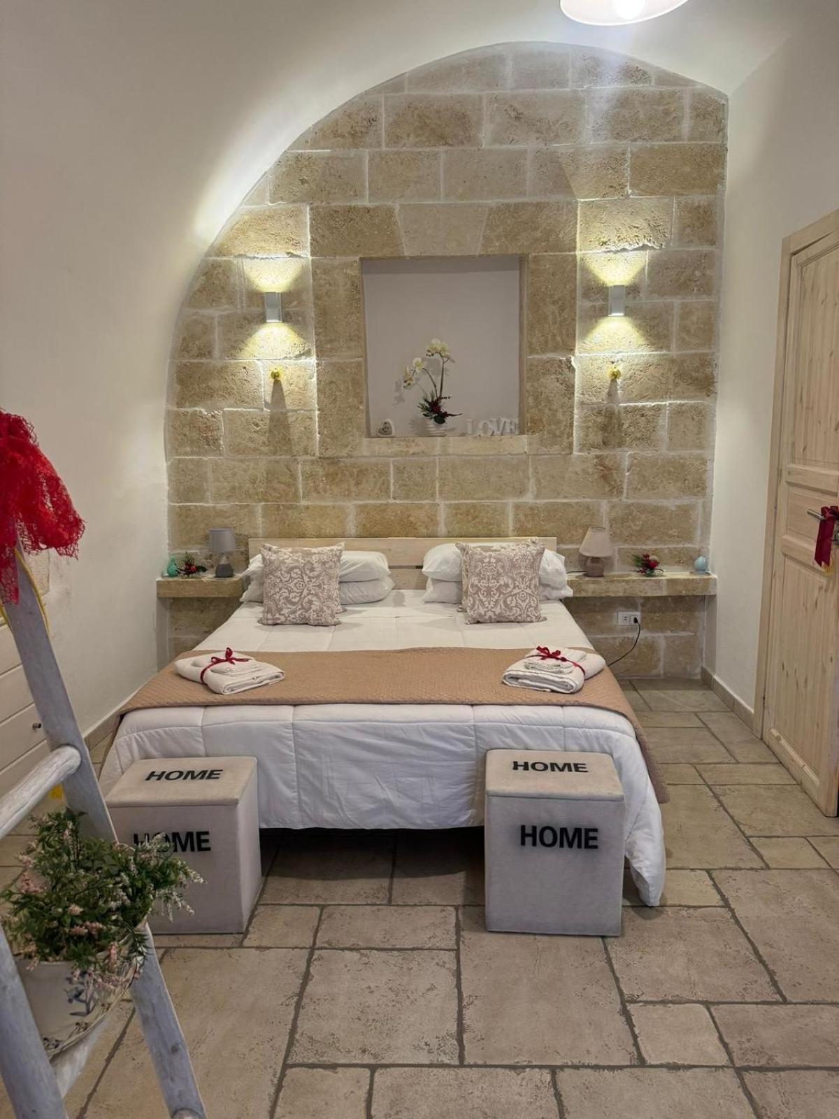 Casetta Dello Scrittore Ostuni Exterior photo